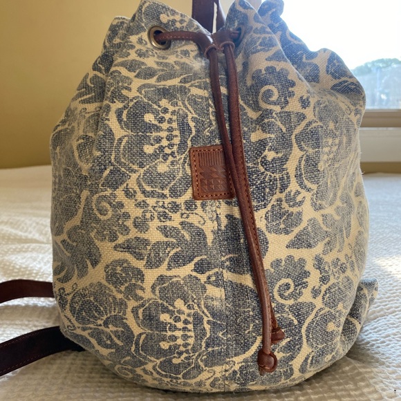 The Burlap People Backpack - Picture 1 of 5